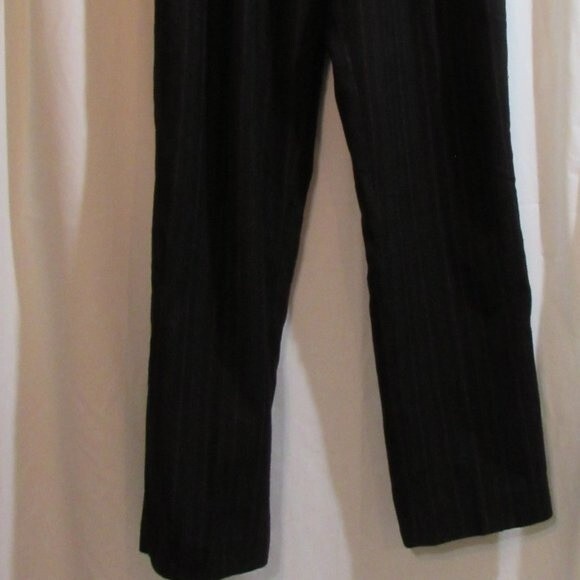 VINTAGE LIZ CLAIBORNE WOOL DRESS PANTS SIZE 8 BLACK PINSTRIPS PLEATED - Picture 2 of 10